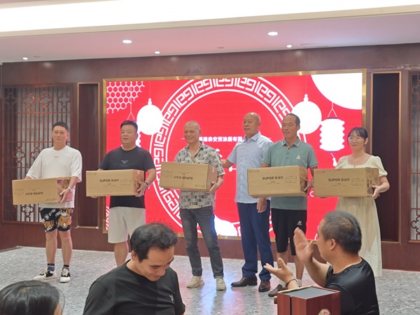Fujian Taian Film de stratification Co., Ltd. Banquet de retrouvailles de la Fête de la Mi-Automne, un nouveau voyage.